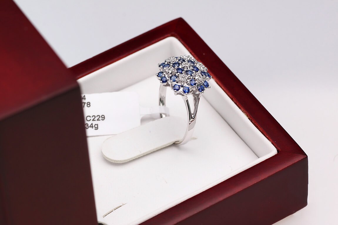 Złoty pierścionek PBD1600 - Diament